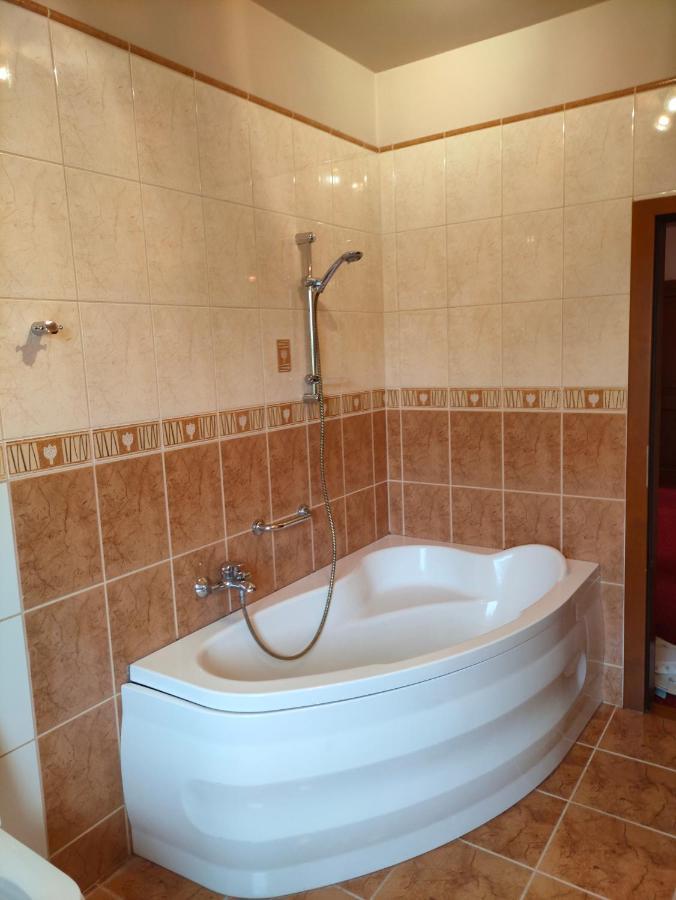 Delfin Bed & Breakfast Mielno  Exterior foto